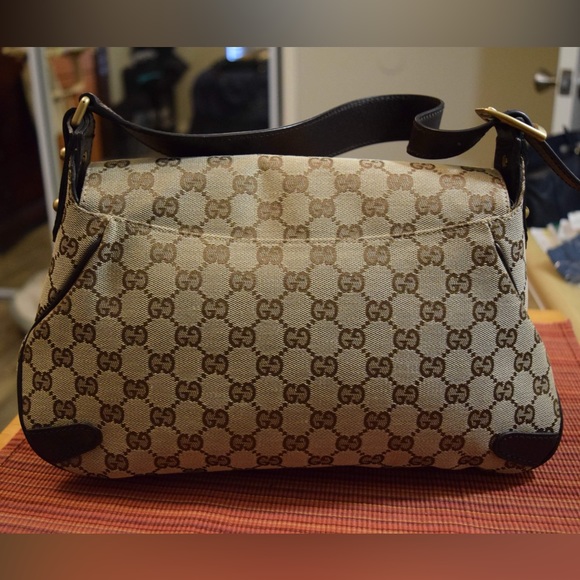 Gucci Beige Monogram Canvas Horsebit Shoulder Bag - Picture 5 of 16